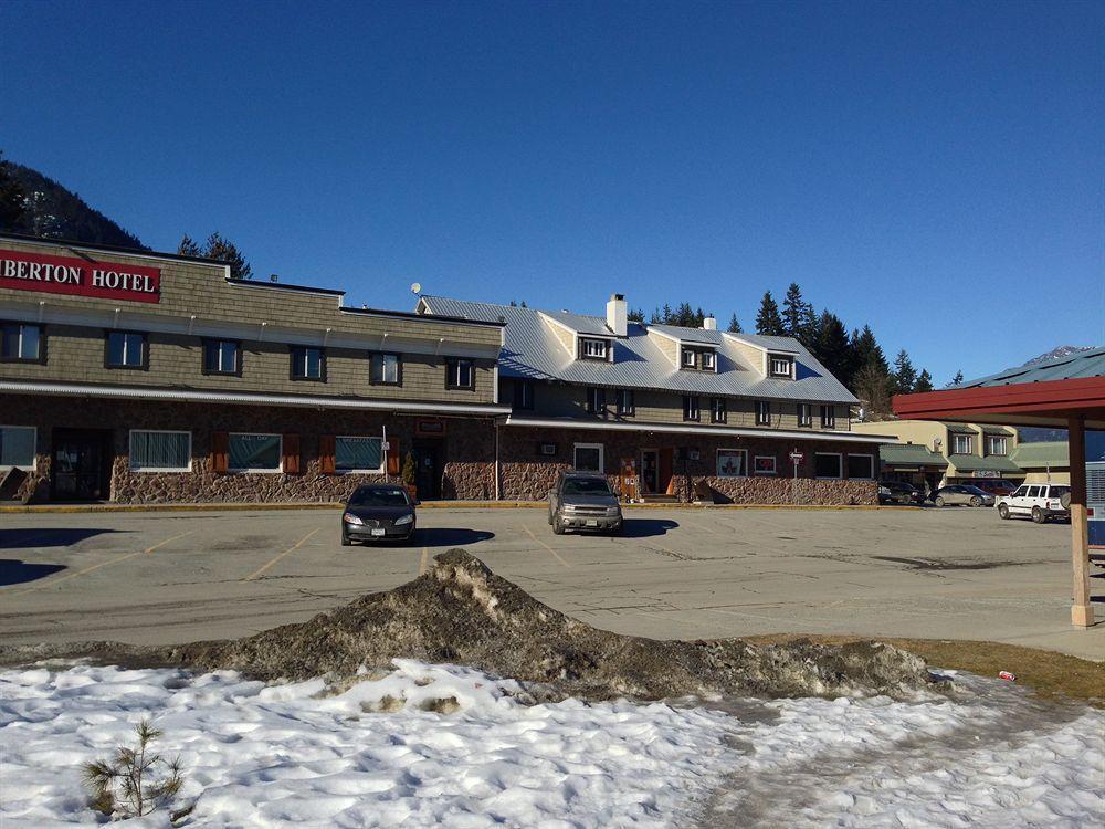 Pemberton Hotel Екстер'єр фото