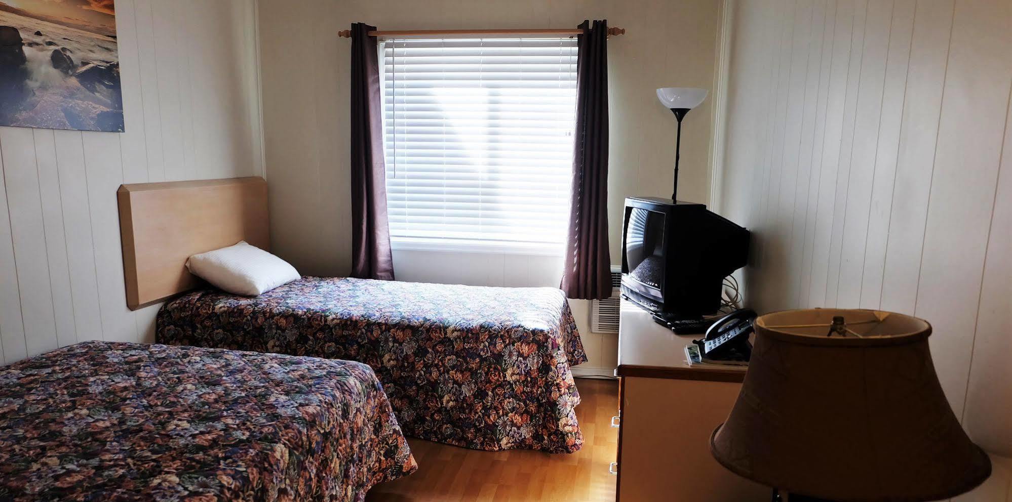 Pemberton Hotel Екстер'єр фото
